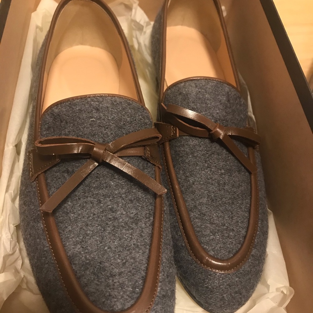 Jcrew Academy Loafers in Flannel, size 7